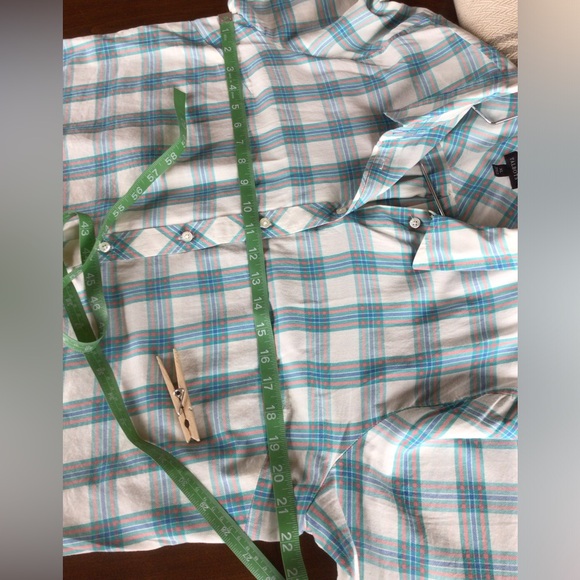 XL Talbots soft button down shirt - Picture 4 of 5